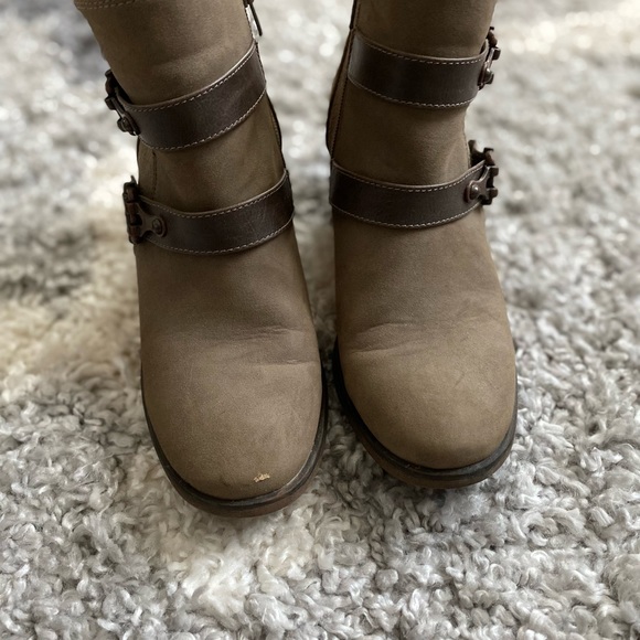 Size 8 western style ankle boots - Picture 6 of 7